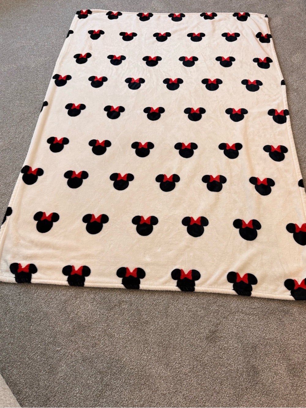 Disney with Black Minnie Heads and Red Bows, throw